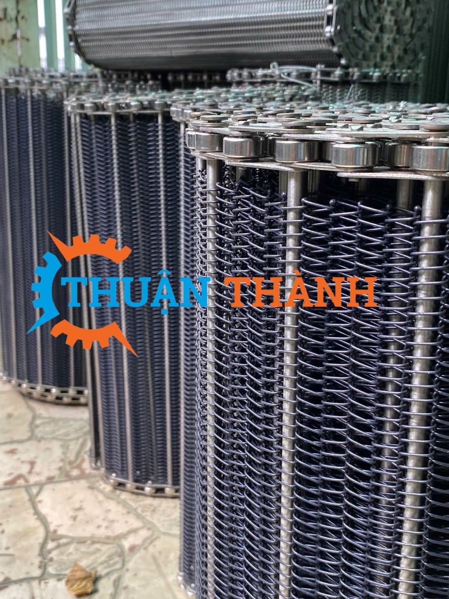 bang-tai-luoi-inox-soi-xoan 