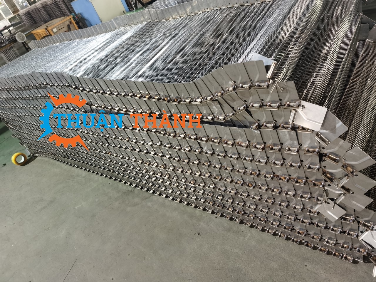 Băng tải lưới inox 304