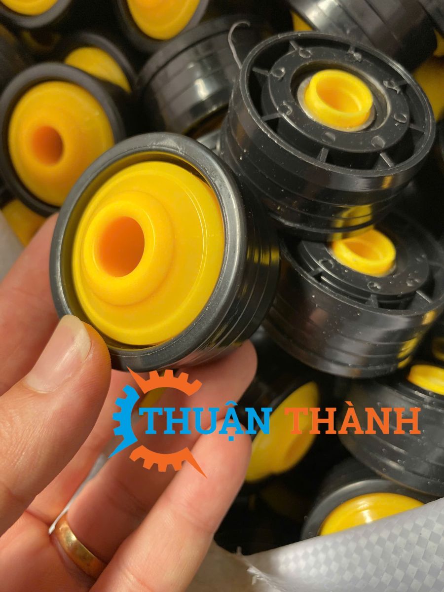 con-lan-bang-tai-tu-do-coc-bi-nhua