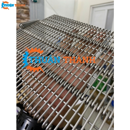 Băng tải lưới inox 304
